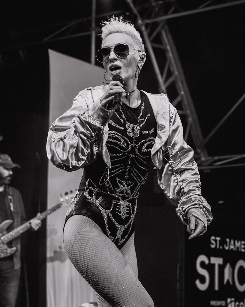 THE PINK LIVE EXPERIENCE